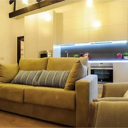 Premium La Latina 2.